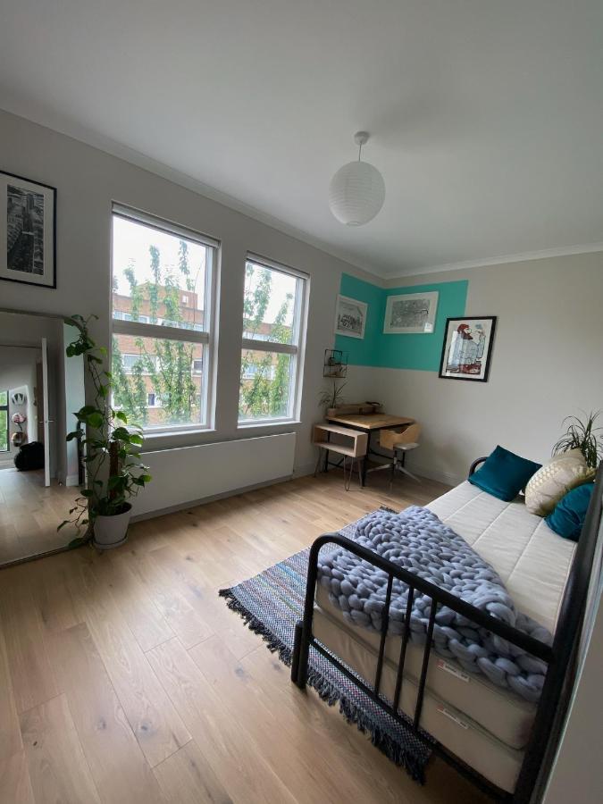 Bright & Beautiful Loft 10Mins To Shoreditch London Exteriör bild